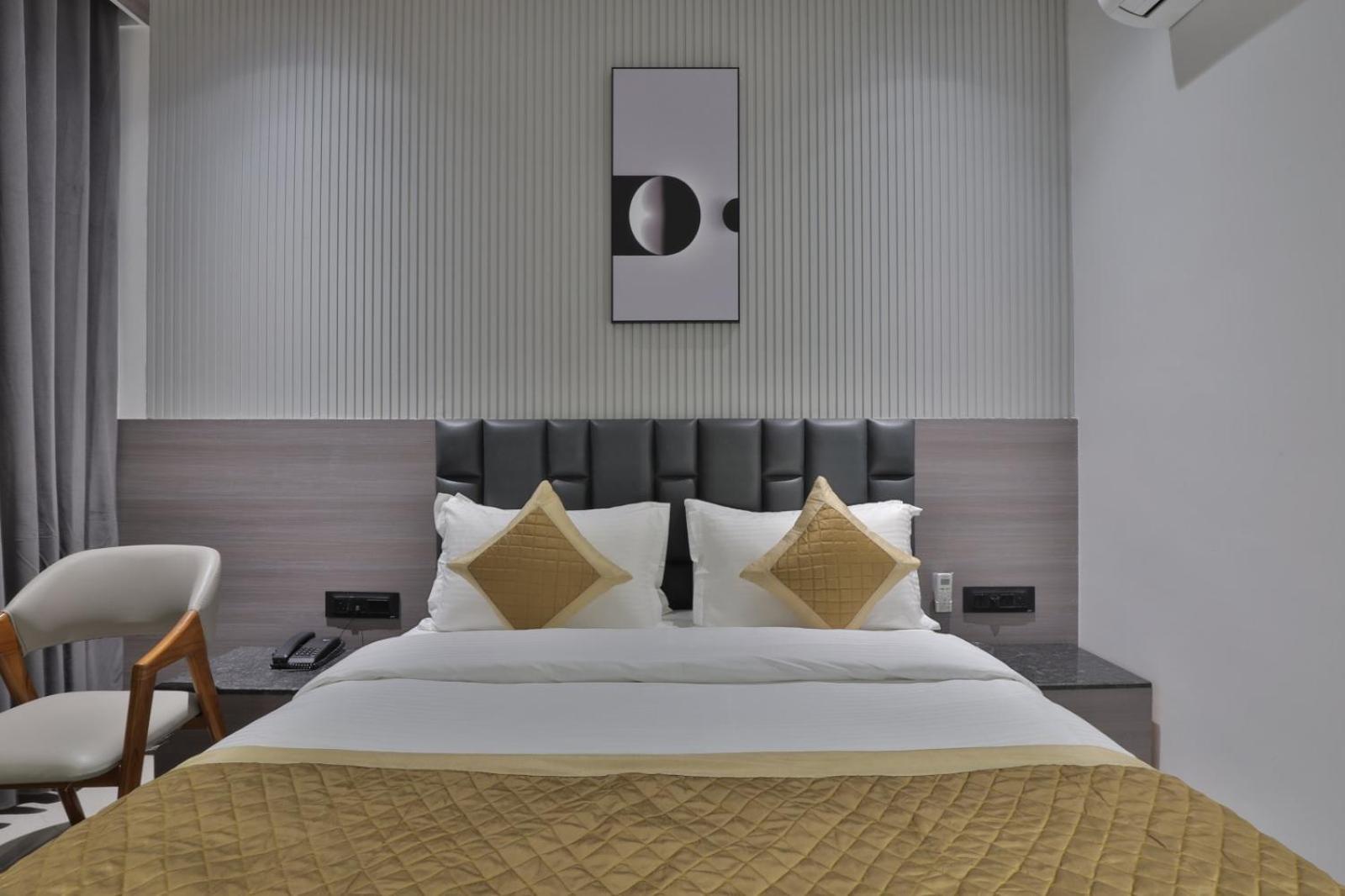 Hotel Legacy Ahmedabad Exteriör bild