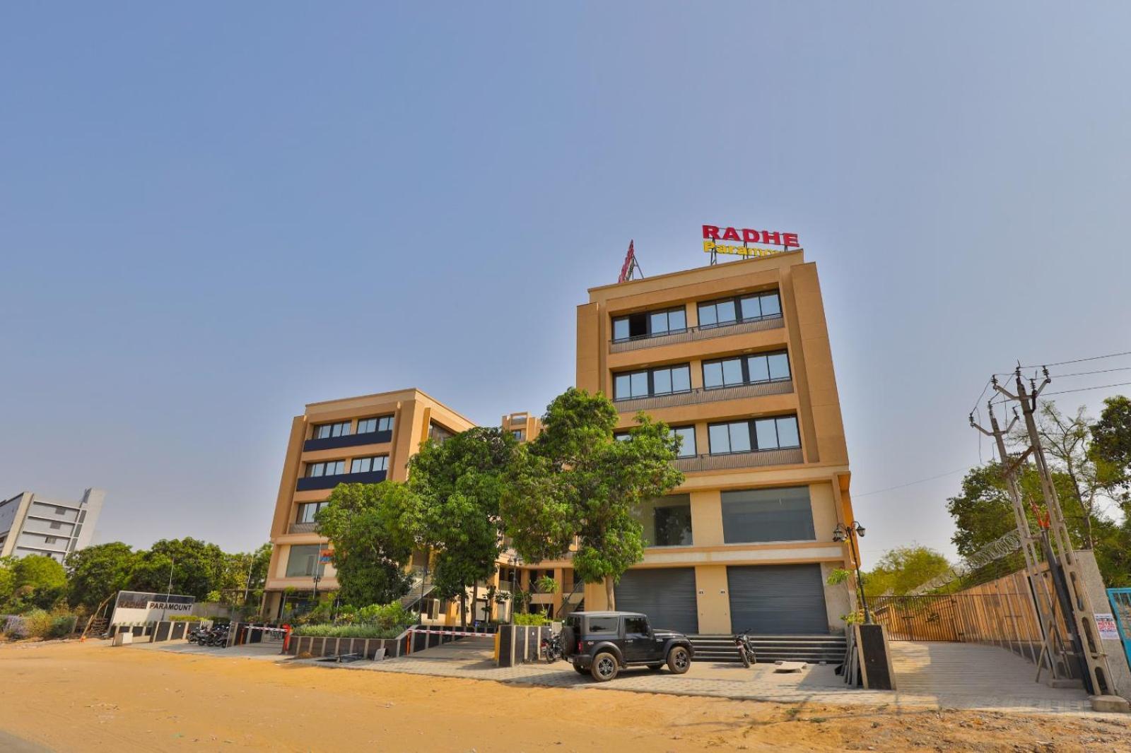 Hotel Legacy Ahmedabad Exteriör bild